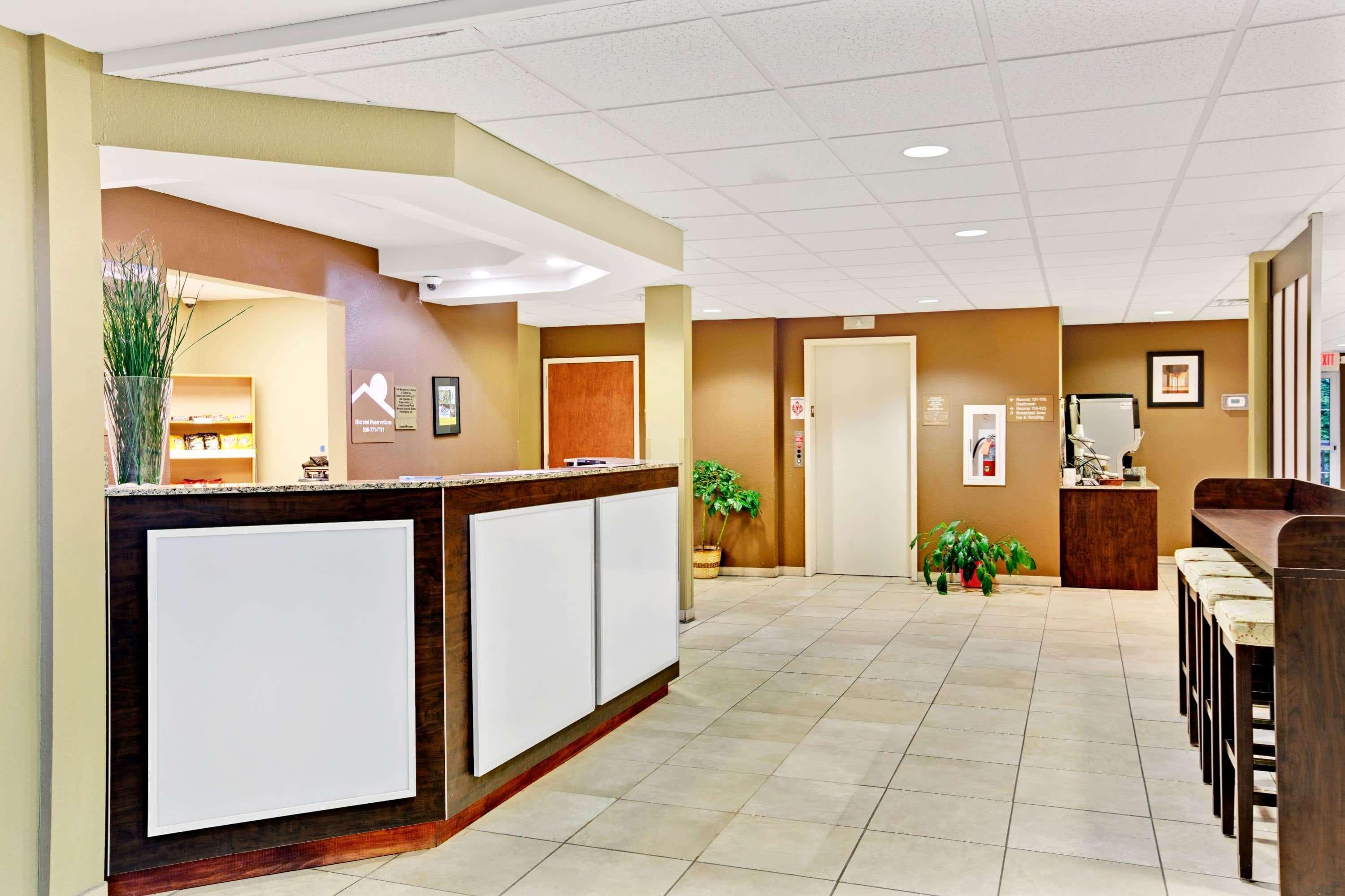 Microtel Inn & Suites By Wyndham Bryson City Esterno foto
